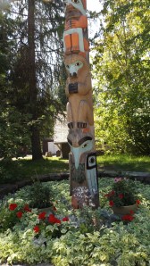 Lake MacDonald Lodge Totem